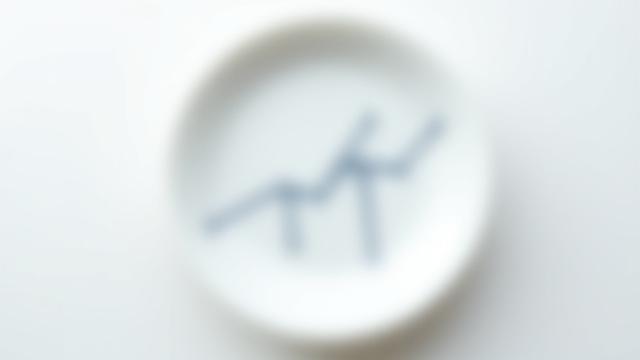 東京メトロの路線図が描かれた磁器のプレート